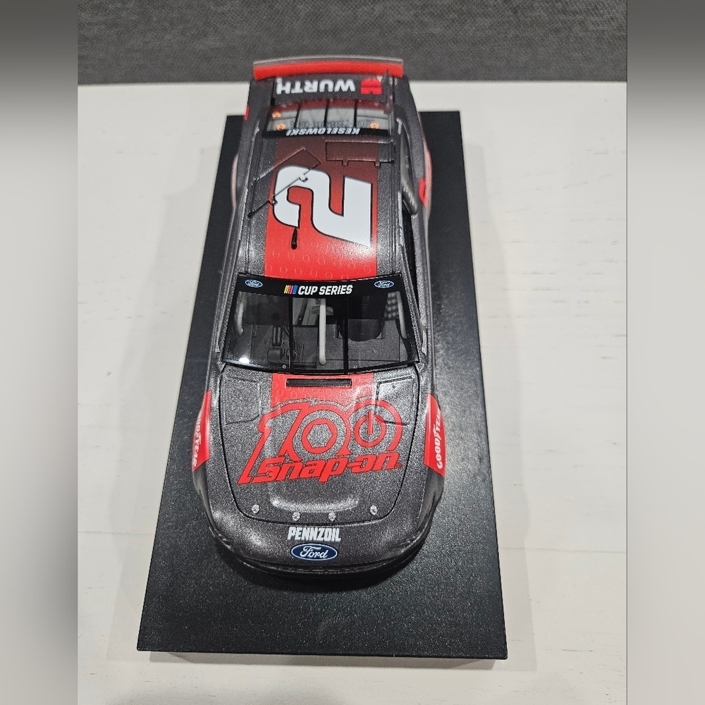 Brad Keselowski Kentucky Raced Version Snap-On 1/24 NASCAR Diecast Collectible - Picture 9 of 10